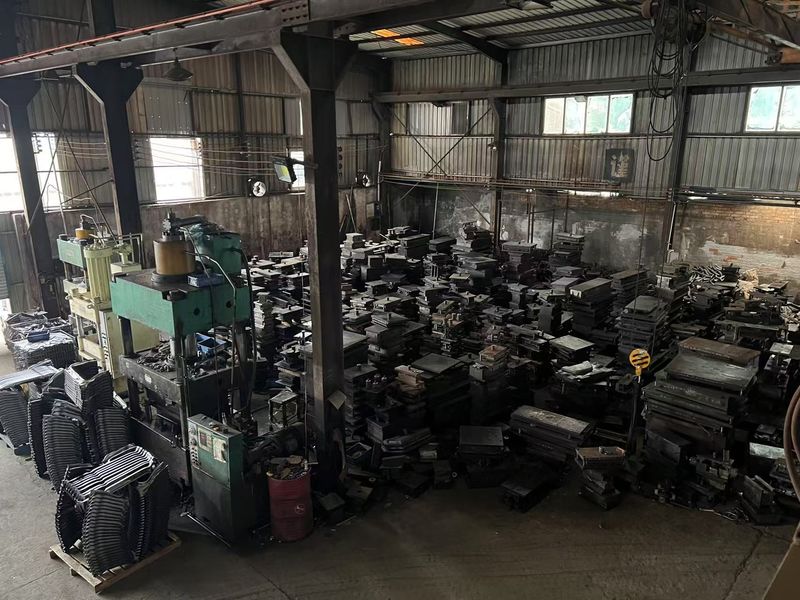 Yimi (Guangzhou) Automotive Parts Co, Ltd dây chuyền sản xuất của nhà sản xuất