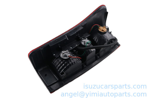 Độ bền cao 2012 Isuzu Dmax Tail Lamp ASM R 8981254021 Tiêu chuẩn